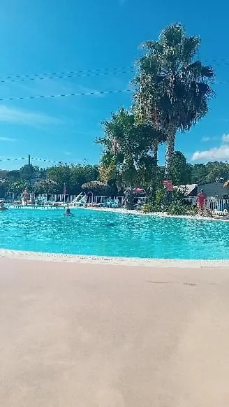 Campsite Mobil-Home Le Montourey Frejus