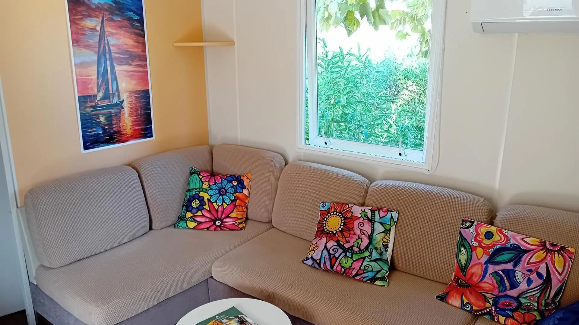 Mobil-Home Le Montourey Frejus Campsite